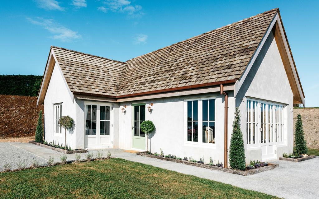 Mudbrick Cottages Oneroa Exterior photo